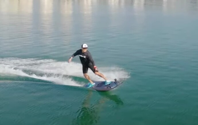 Jet Curl electric surfboard